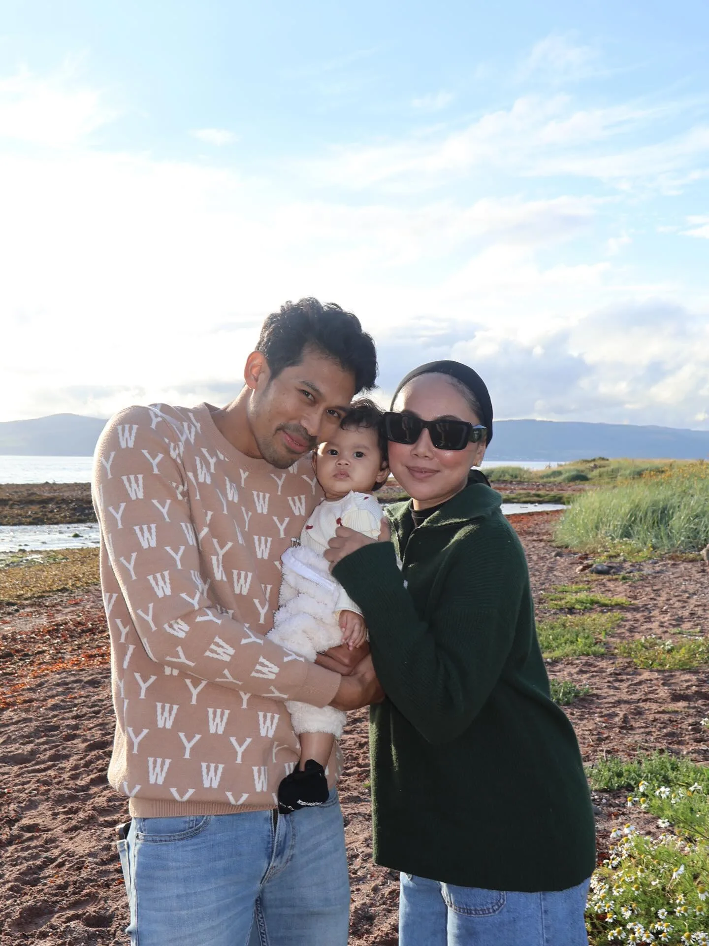 Bapa & Suami Penyayang, Usai Sukan Komanwel Datuk Latif Romly Riadah Di Glasgow Bersama Isteri Serta Bayi Perempuan