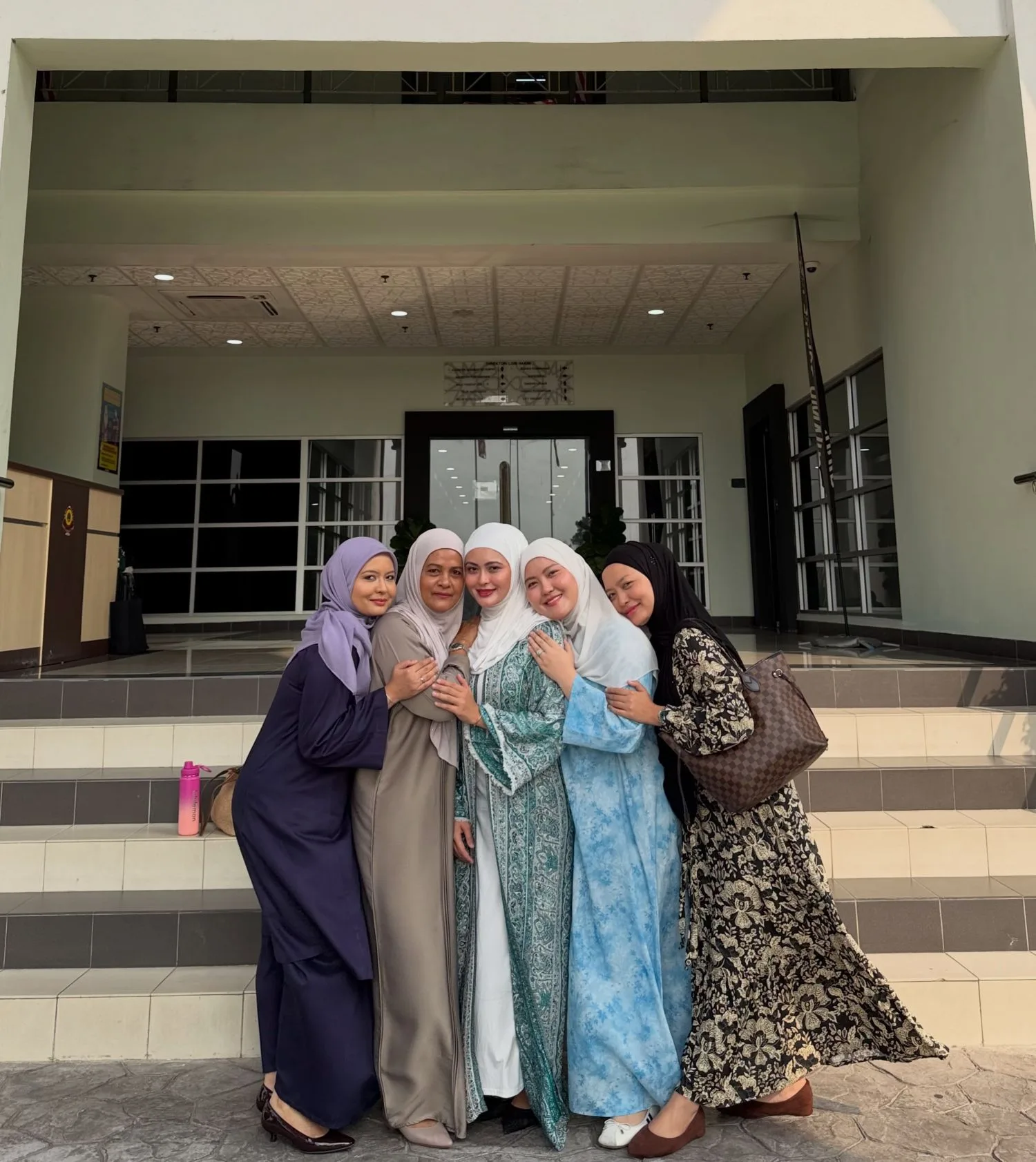 Permulaan Hidup Baharu Syida Melvin, Injak Usia 30 Tahun & Diuji Kemelut Rumah Tangga 14 Permulaan Hidup Baharu Syida Melvin, Injak Usia 30 Tahun & Diuji Kemelut Rumah Tangga