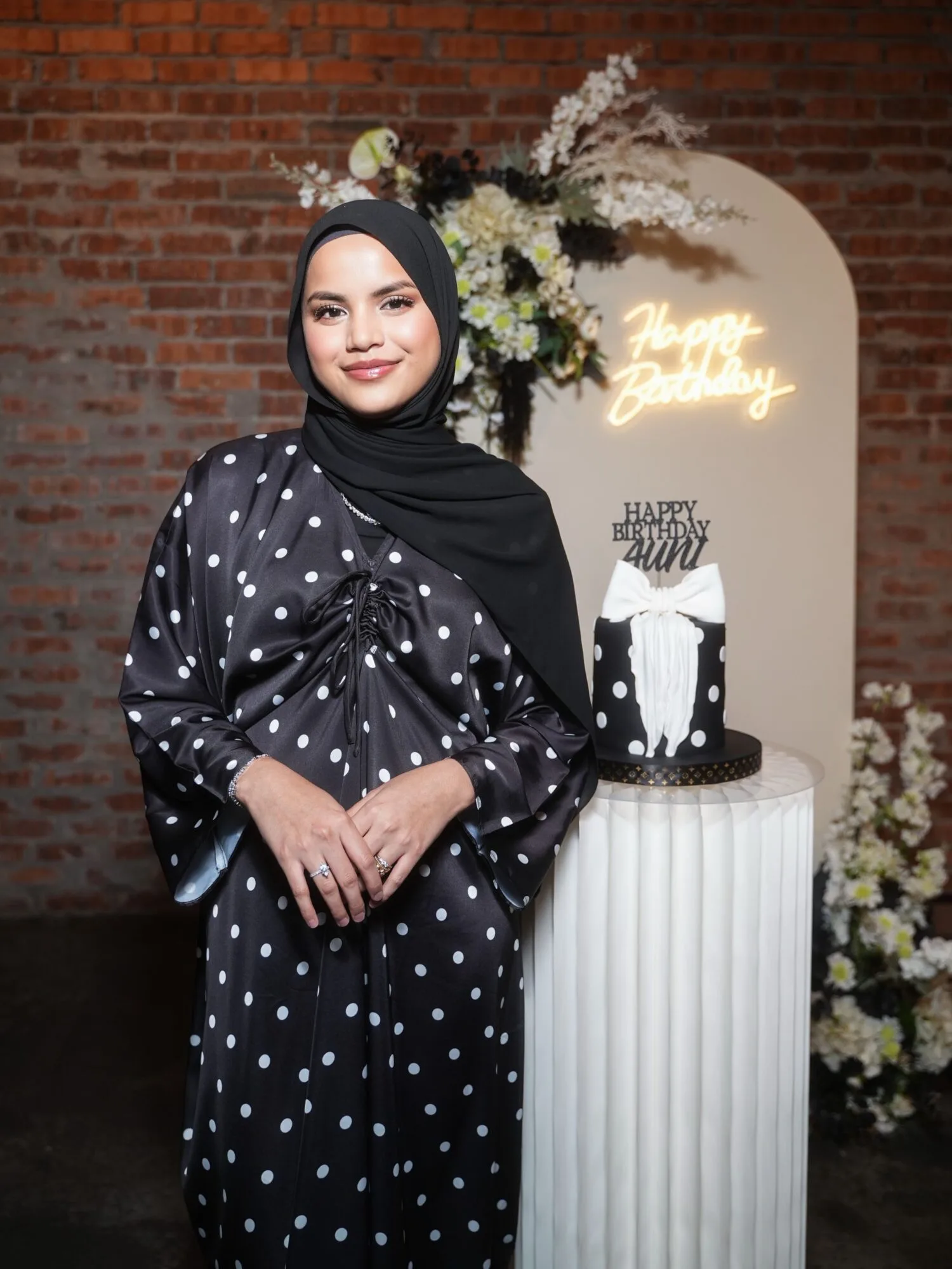 Mentua Dari Syurga! Rozita Che Wan Rai Hari Lahir Menantu Tersayang, Jelas Terserlah Kebaikan Aktres Jelita Ini!