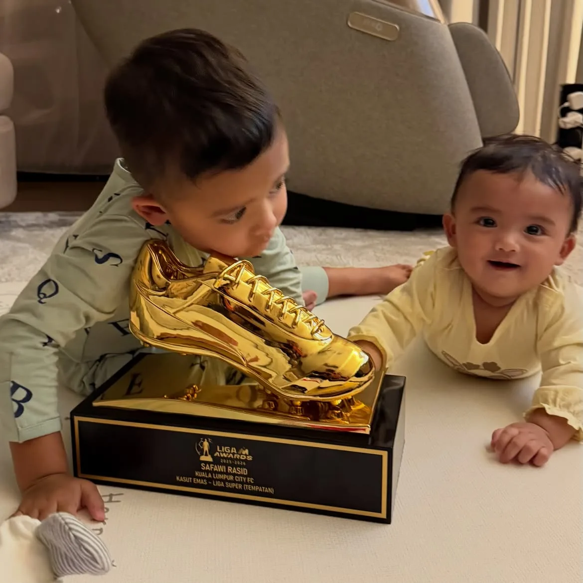 Syifa Melvin & Safawi Rasid