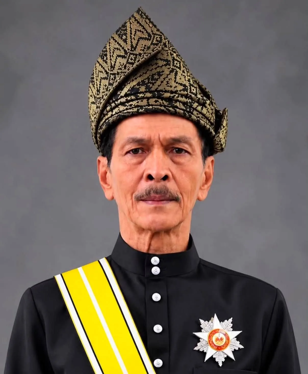Eman Manan Bergelar Datuk, Empat Dekad Jadi Wajah Hero Lelaki Melayu Di Layar Perak 3 Eman Manan