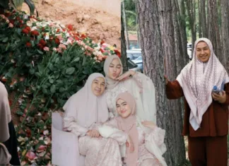 Elfira Loy Rindu Allahyarhamah Ibu