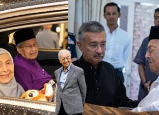 Tun Dr Mahathir Masuk IJN Untuk Pemerhatian