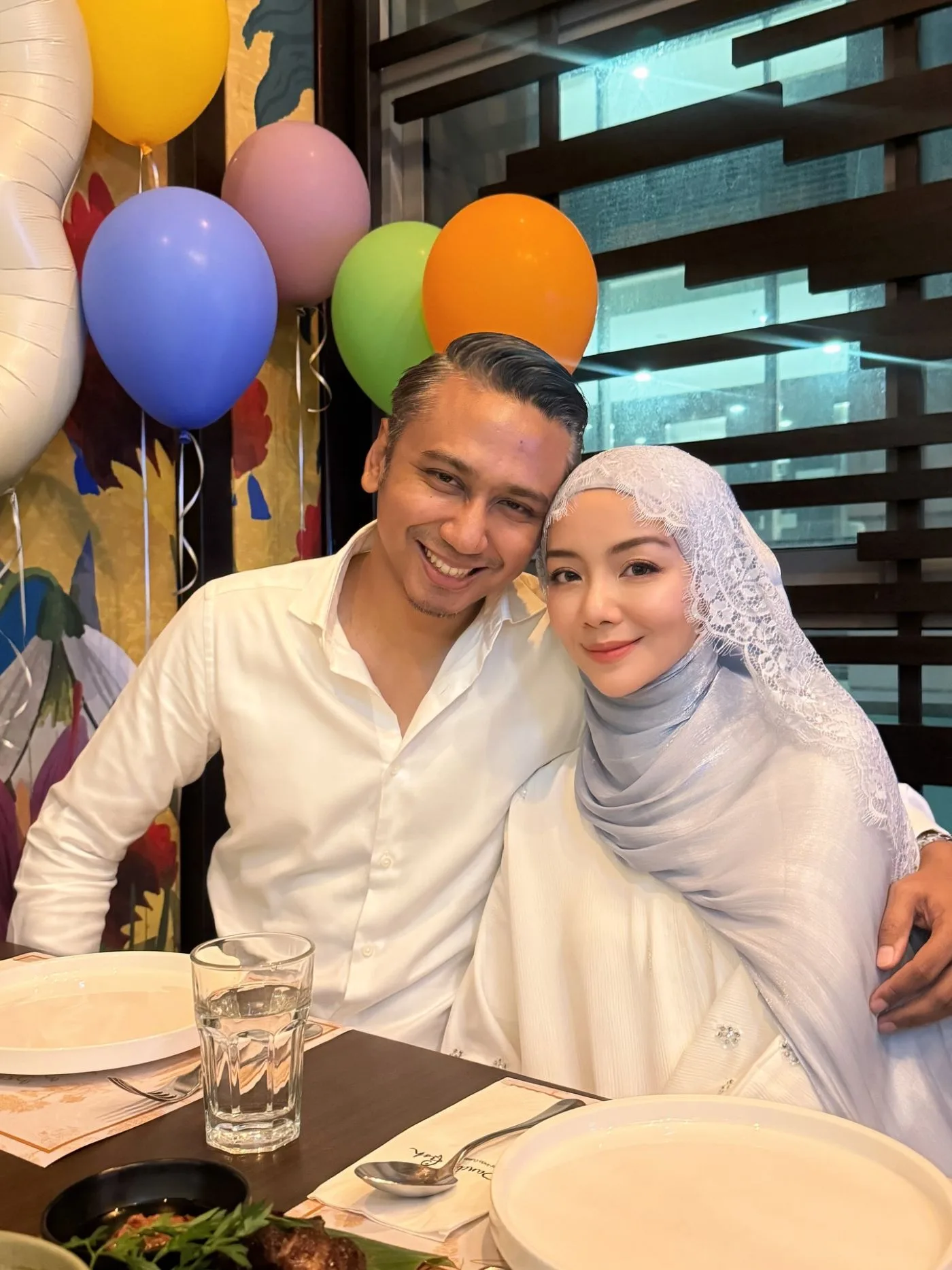 "Di Mana Diri Ini Kurang, Kau Mengisi," Wan Emir Astar Titip Ucapan Romantis Buat Mira Filzah Sempena Anniversary Ke-6!