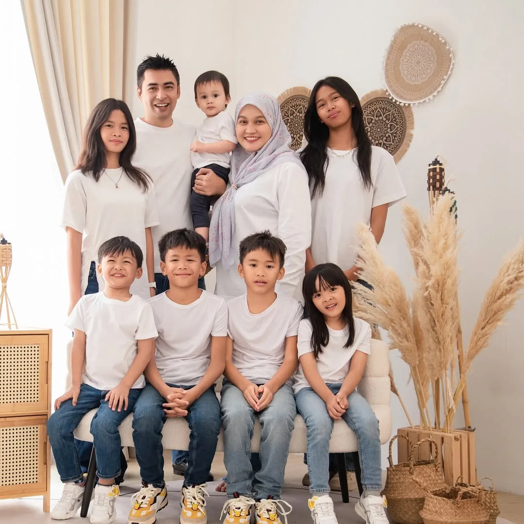 ‘Hingga Ke Jannah’, Dato’ Dr Sheikh Muszaphar & Datin Dr Halina Rai Ulang Tahun Perkahwinan Ke-16! 4 ‘Hingga Ke Jannah’, Dato’ Dr Sheikh Muszaphar & Datin Dr Halina Rai Ulang Tahun Perkahwinan Ke-16!