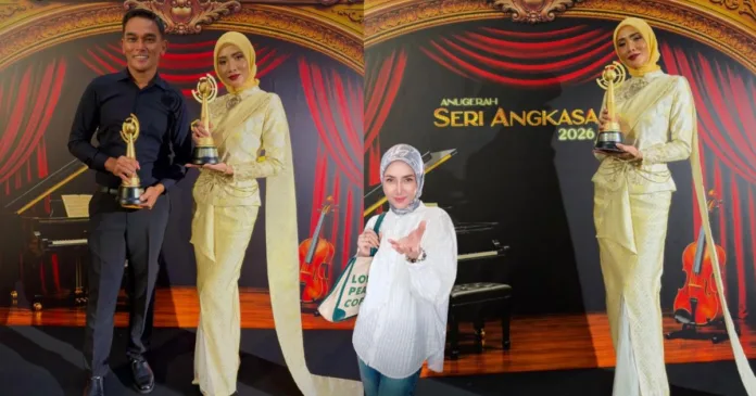 Siti Elizad Menang Anugerah Pelakon Pembantu Wanita Drama TV Terbaik Siti Elizad Menang Anugerah Pelakon Pembantu Wanita Drama TV Terbaik
